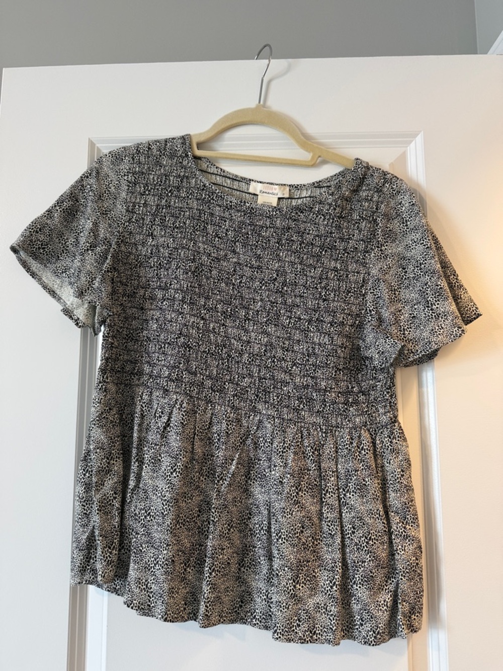 URBAN Romantics Black & White Micro Leopard Peplum Shell